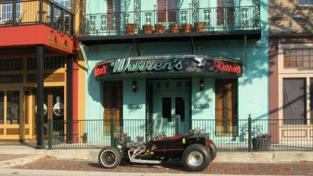 Warren's Inn, Houston, TX - Restaurant